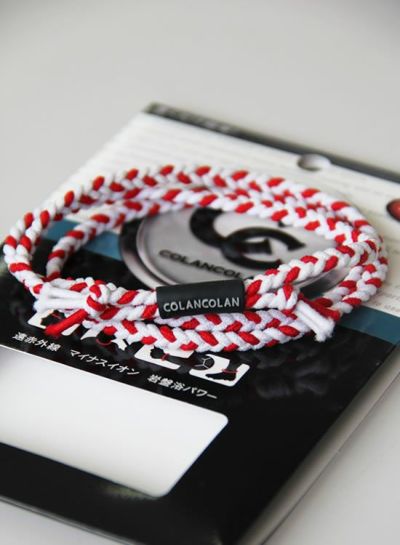 スポーツネックレスのコランコランで人気のホワイト（白）系をご紹介